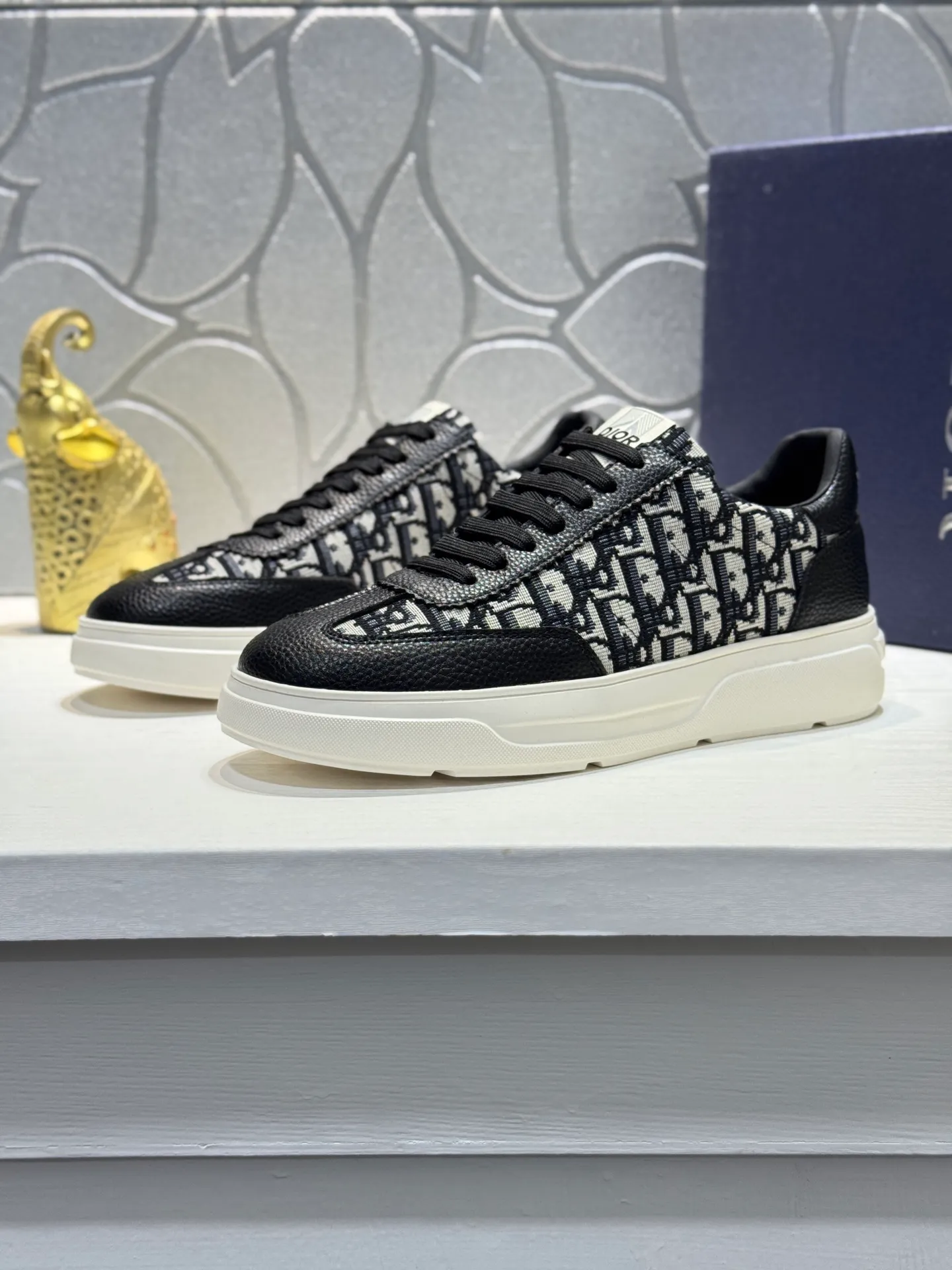 Men's Men's Shoes💰420【New Style】🦑🦑Dior🔥Christan Dior (Dior) hot style [new style] ⚠⚠️Top purchasing 🔍🔍men's casual shoes, upper cowhide stitched with Dijia special fabrics, soles: original soles specially provided by the original factory, exclusive movable molded soles super comfortable, original factory single goods, 🔍🔍high-quality multi-color splicing design, exquisite workmanship, unique, Sheepskin lining💪Details determine quality, we only make shoes with care, you can enter and leave the counter at will, welcome to compare🇮🇹Size: 38-44 (45 customized